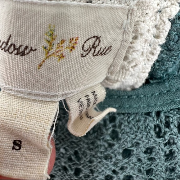 Meadow Rue Anthropologie Green Lace Boho Crochet Fray Tank Top knit Blouse Small - Picture 5 of 11